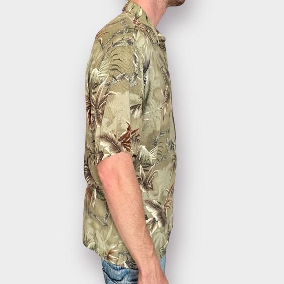 90s Pierre Cardin Aloha Shirt size L - Picture 6 of 7